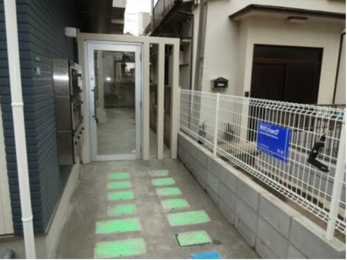 豊島区千早２丁目のアパートのエントランス|落ち着いたエントランスです