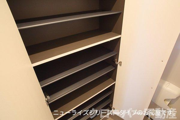 ソノクラッセ　Ａの収納