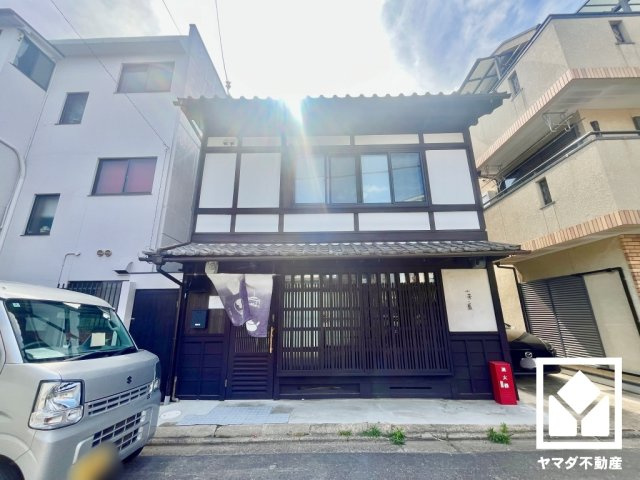 南区東九条明田町の外観