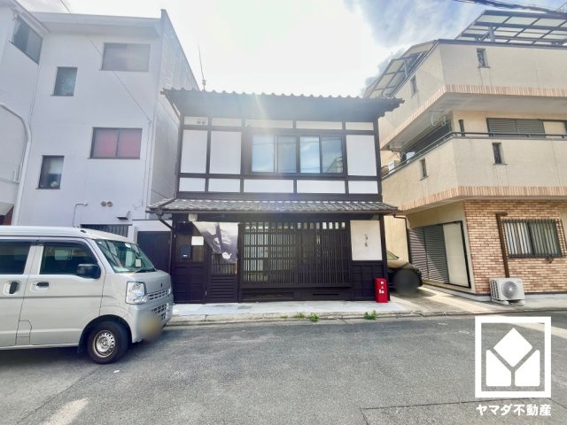 南区東九条明田町の外観