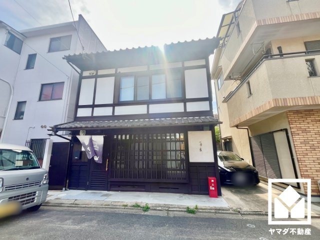 南区東九条明田町の外観