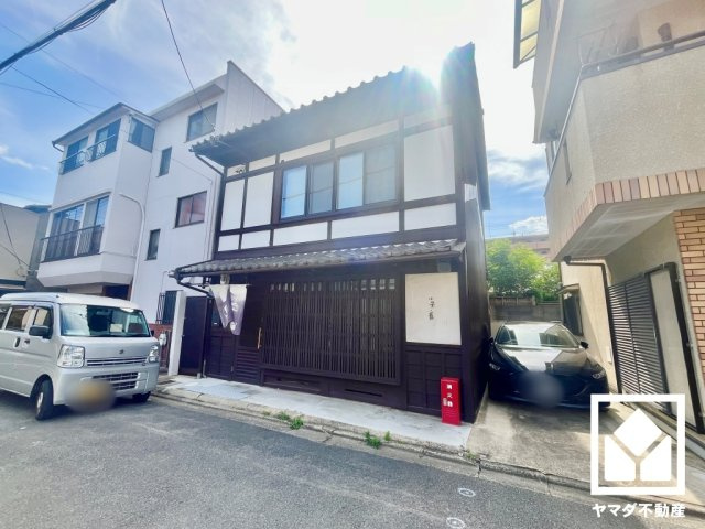 南区東九条明田町の外観
