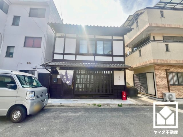 南区東九条明田町の外観