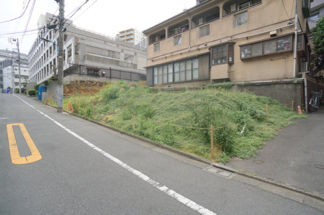 西早稲田３　土地の外観|☆土地面積約67.31坪
☆上物解体、確定測量済み
☆建築条件なし・お好きなハウスメーカーで建築可能