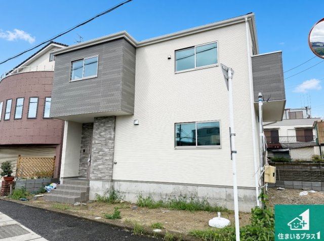 富田林市東板持町　第1期　新築一戸建ての外観|現在建築中！落ち着いた街並みで新生活を始めることが出来そう！周辺の物件も併せてご紹介させて頂きます！