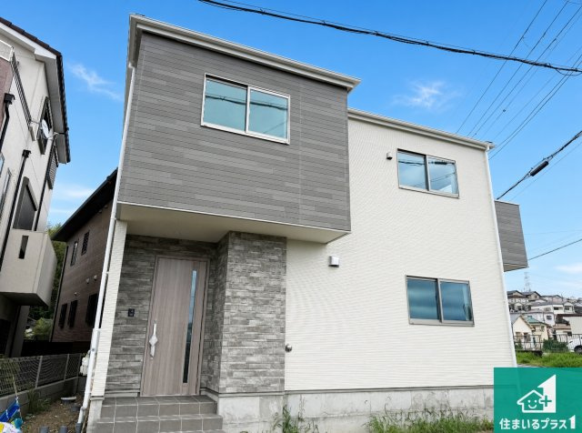 富田林市東板持町　第1期　新築一戸建ての外観|現在の進捗状況です！順調に作業進行中、完成が待ち遠しいです！詳細の間取り等、お気軽にお問い合わせください！