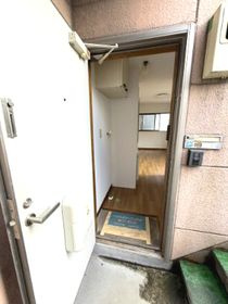 【玄関】 | ベルハウス栗原 | 玄関です