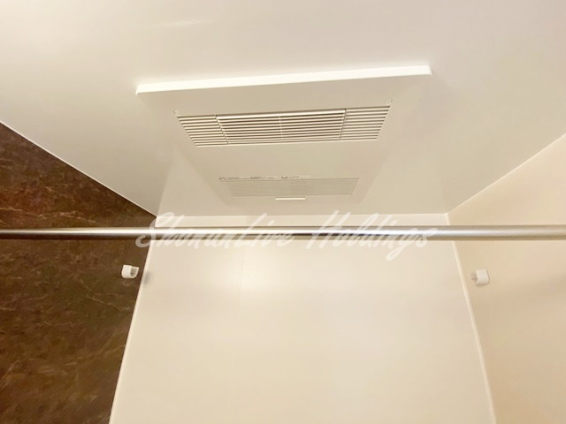 厚木市栄町２丁目の賃貸マンションの浴室