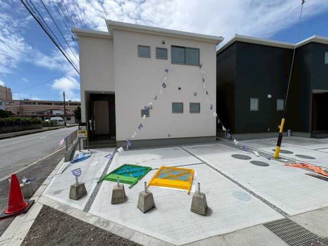 ■■うるま市前原-1号棟（全10棟）の外観