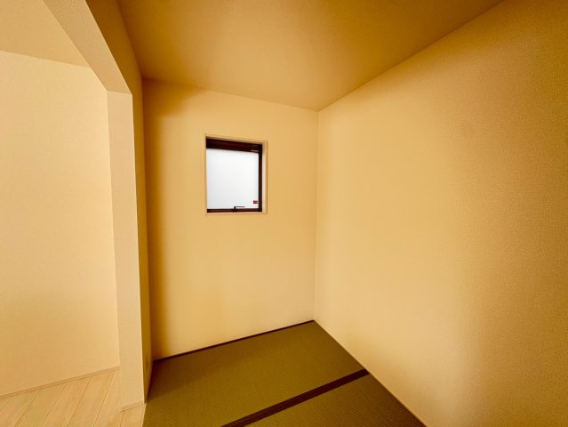 ■■うるま市前原-1号棟（全10棟）の和室