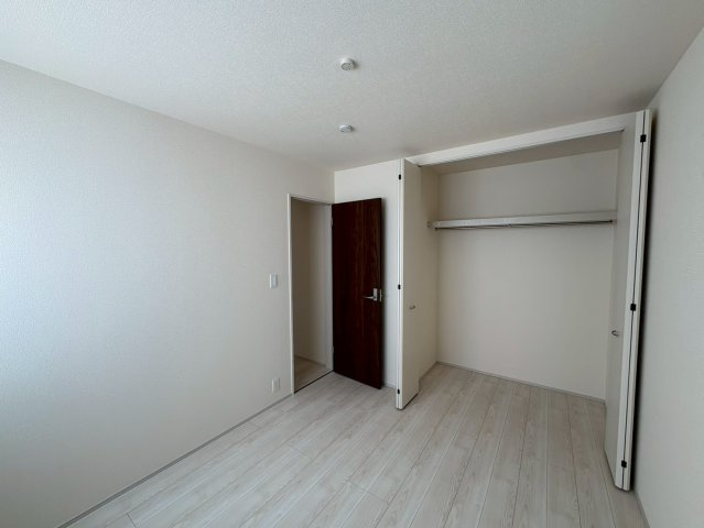 ■■うるま市前原-1号棟（全10棟）の洋室