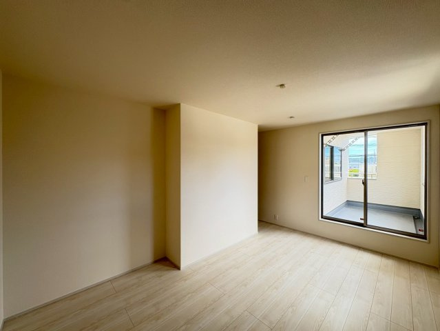 ■■うるま市前原-1号棟（全10棟）の洋室