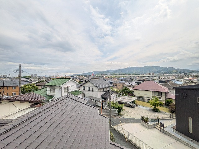 湯川新町二丁目16番9号（B-10）の展望