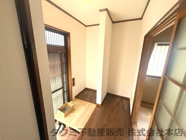 神戸市垂水区東垂水　中古戸建の玄関