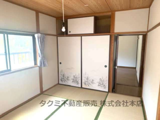 神戸市垂水区東垂水　中古戸建の和室|２階和室６帖
