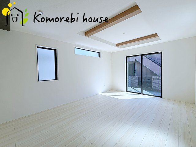さいたま市北区奈良町　11期　新築一戸建て　グラファーレ　01の居間・リビング|2026/10/10撮影