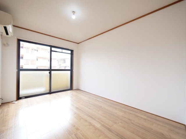 アクセスワケの寝室