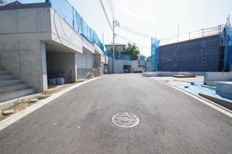 【前面道路含む現地写真】 | 【仲介手数料無料！！】川崎市麻生区上麻生7丁目　新築戸建て（全31棟）15号棟 4880万円