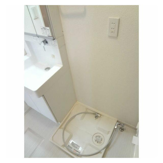 【設備】 | コンフォール | 室内洗濯機置き場。