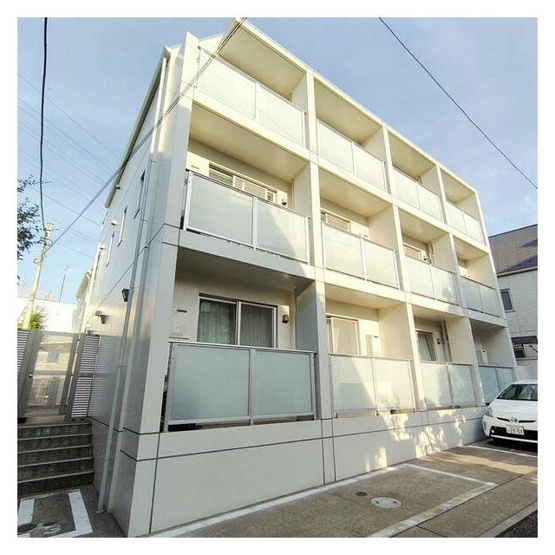 【外観】 | コンフォール | 鉄筋コンクリート造のがっちりとした建物。