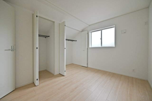クレイドルガーデン山田3丁目新築一戸建て│4LDK+駐車駐輪の収納|-洋室6帖(2F)-