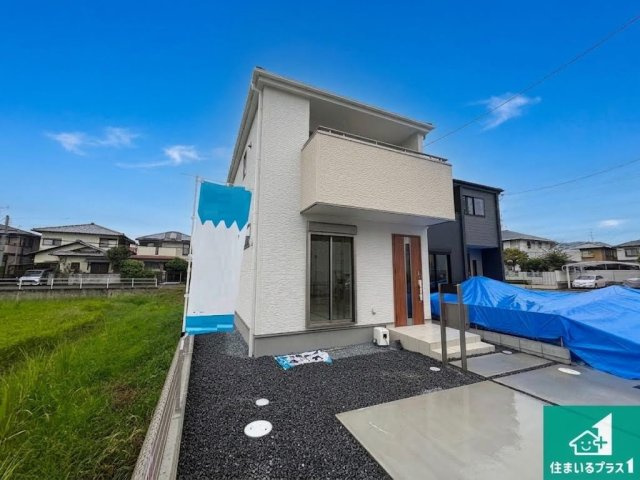 ●17(土)18(日)現地見学可能！　奈良市東九条町の前面道路含む現地写真|周辺は閑静な住宅街！前面道路広々で車の出し入れも便利です。駐車が苦手な方でも安心して車庫入れできます！