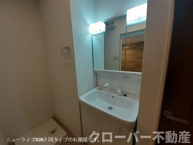 ソノクラッセ　Ａの洗面所