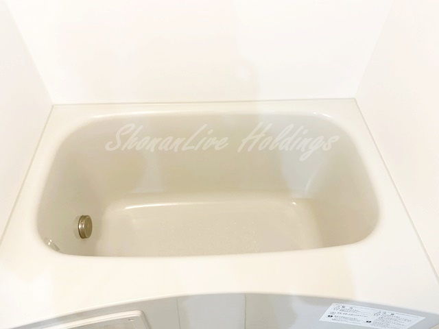 横浜市戸塚区吉田町のアパートの浴室