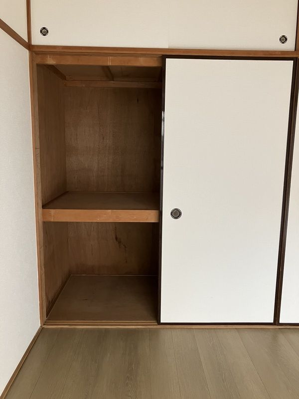 春日マンションの収納