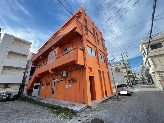 那覇市前島三丁目（アパート兼店舗）の画像