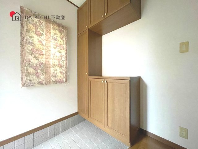【玄関】 | 加須市東栄2丁目　中古戸建