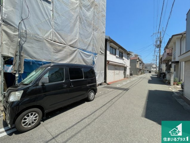 尼崎市梶ケ島　第2期　新築一戸建ての前面道路含む現地写真|周辺は落ち着いた街並みの住宅地！子育てがしやすい住環境です！まだ未完成ですが、現地でしかわからない事もございます。是非一度ご覧ください。