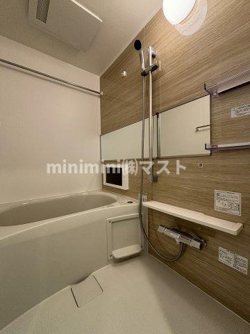 プレジオ松屋町の浴室