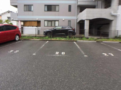 【駐車場】 | フレア・ブローリー