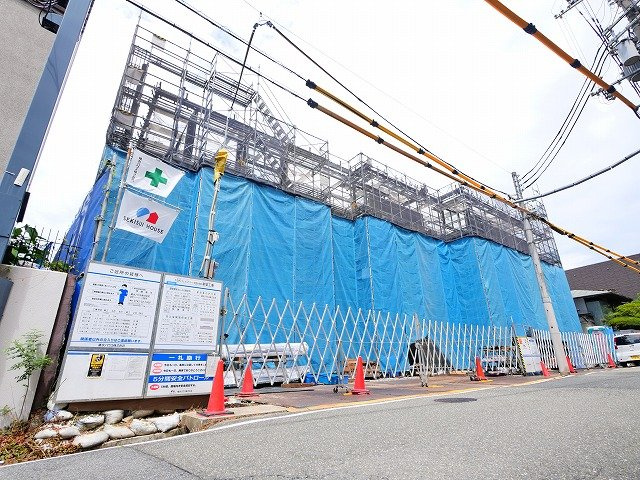 ジェイエイチエスプレミア学園前