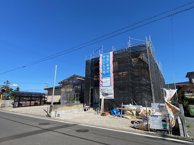 【新築戸建て】秋田市土崎港北第10　1号棟の前面道路含む現地写真