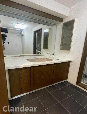 ライオンズマンション北小金の独立洗面台|ドキドキの新生活も、安心してスタート。ぴったりの住まいを見つけませんか？クランディアが一緒に住まい選びをサポートします‼　まずは、お気軽にお問合せください　＃クランディア