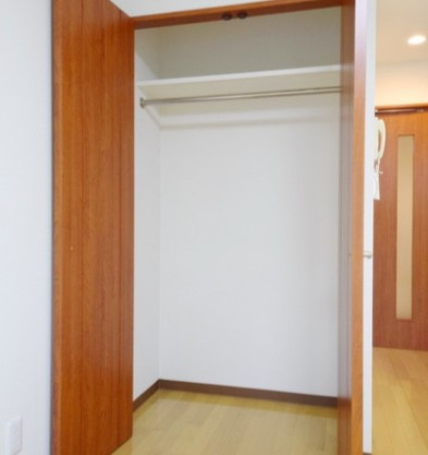 荒川区東日暮里３丁目の賃貸マンションの収納|※別部屋参考写真