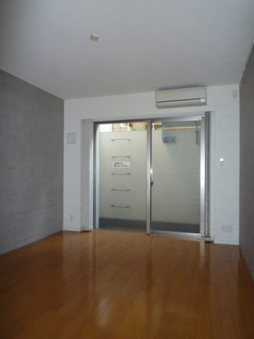ストーリア神宮前の寝室|落ち着いて過ごせるお部屋なので、寝室にいかがでしょうか