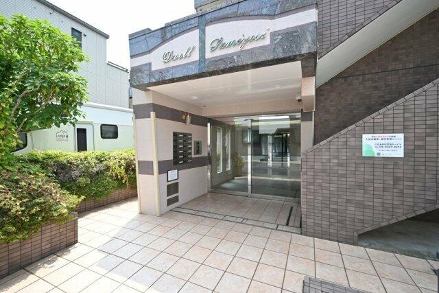 ドエル住吉のエントランス