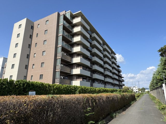 ルネ　ファンタグラーレ府中是政の外観|外観は落ち着いています