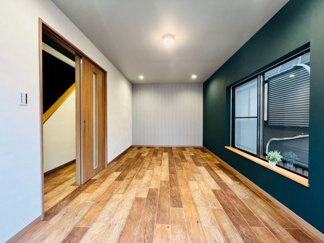 【洋室】 | 板橋区赤塚４丁目　中古戸建て | 寝室や書斎など多用途に使える、使い勝手の良い洋室です