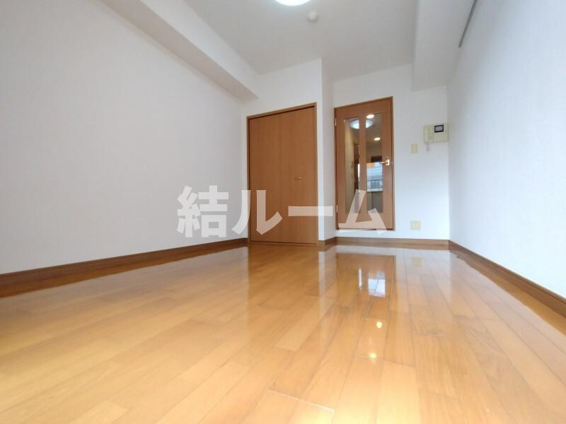 板橋区成増２丁目の賃貸マンションの居間・リビング