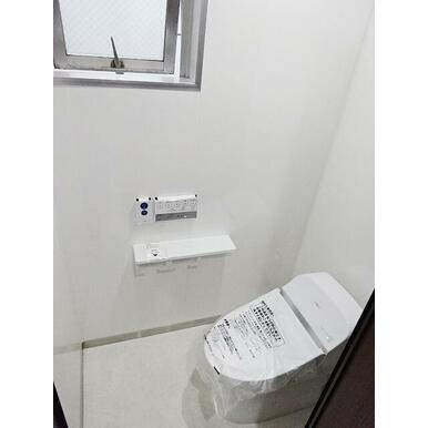 関内DOMONビルのトイレ