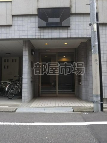 STRADA清澄白河のエントランス