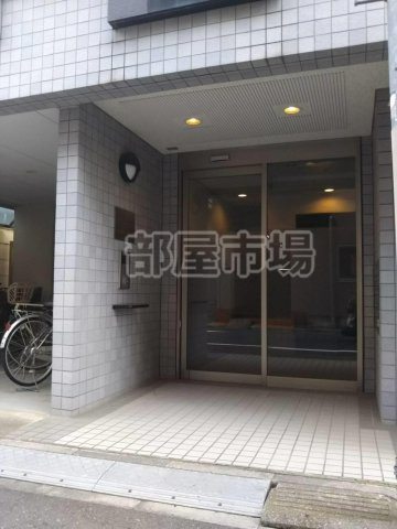 STRADA清澄白河のエントランス