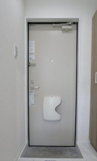 アルトハイム能見台の玄関