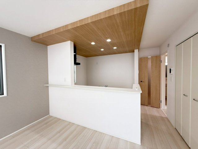★★宜野湾市野嵩2期-②号棟（全の玄関|毎日通る玄関はこちらです