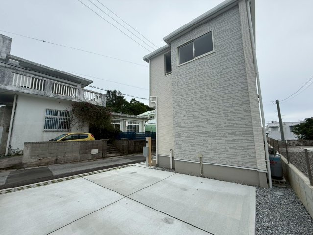 ★★南城市玉城親慶原-2号棟（全2棟）の駐車場|駐車場です