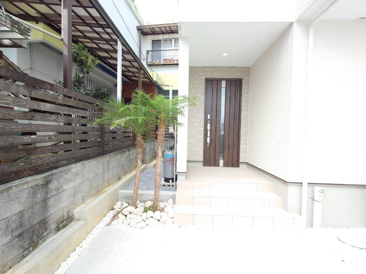 ★★宜野湾市野嵩2期-①号棟（全のエントランス